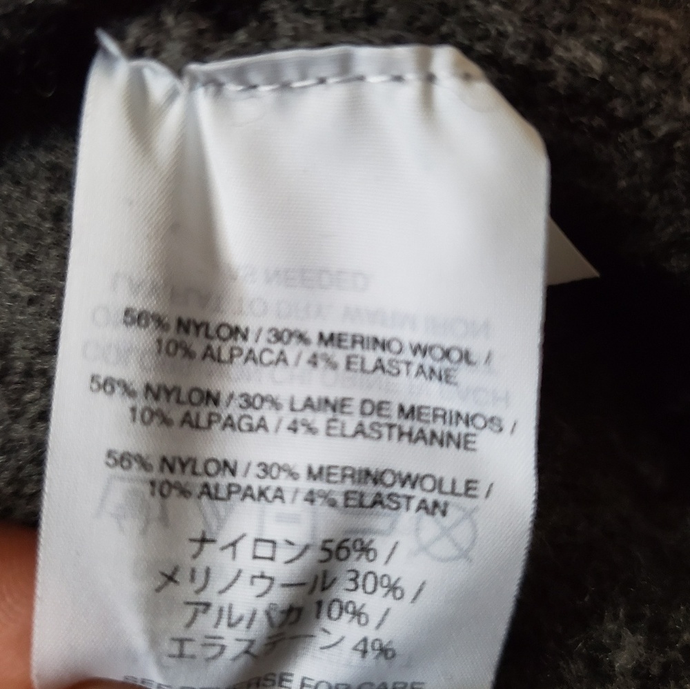 J. Crew V Neck Sweater In Yarn Size Small - Picture 6 of 6